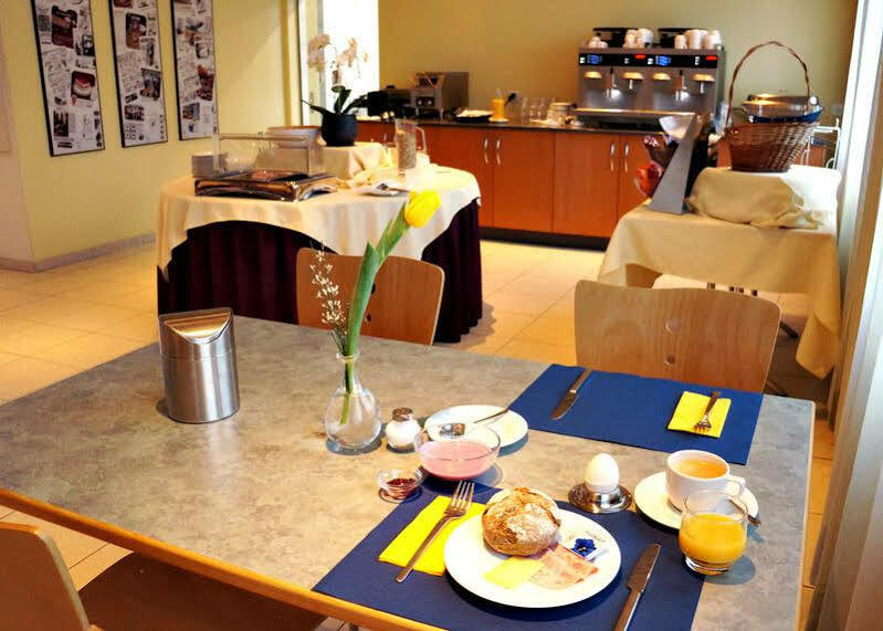 Tailormade Hotel Stans Sued Exteriör bild
